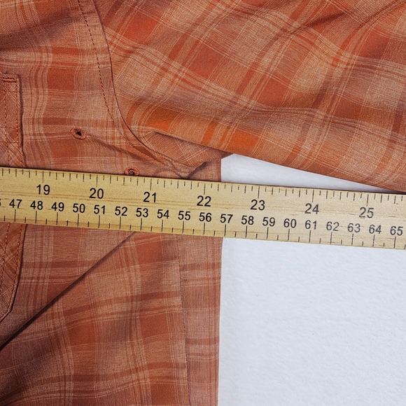 Orvis Men's Fishing Shirt Sz L Orange Plaid Polyester Short Sleeve - Picture 10 of 12